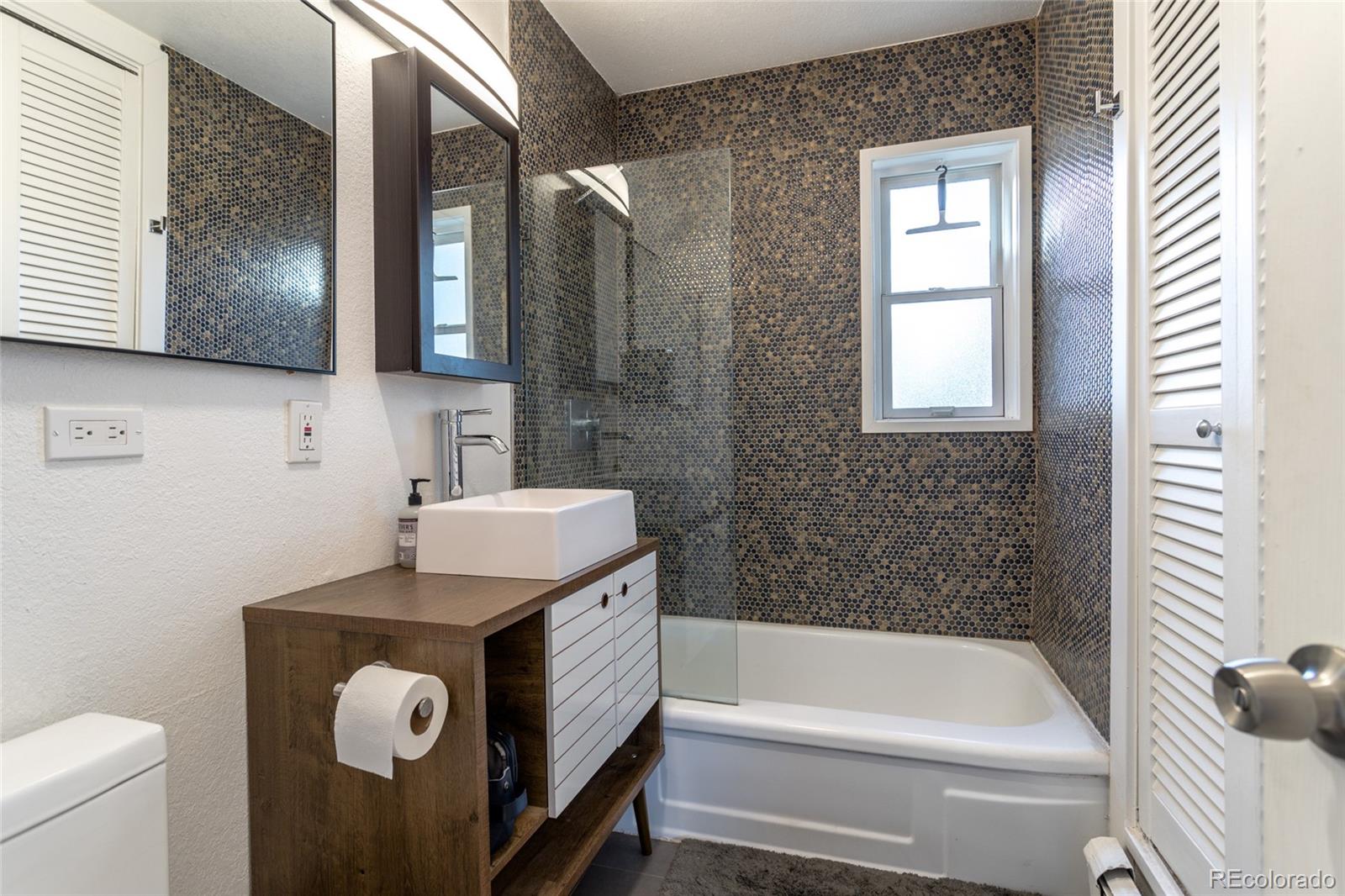 MLS Image #15 for 801 s shoshone street,denver, Colorado
