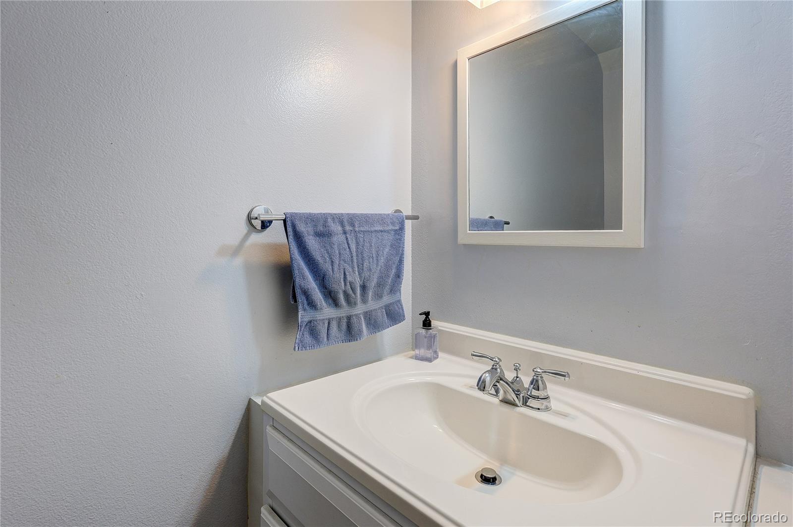 MLS Image #16 for 3935 s boston  ,denver, Colorado