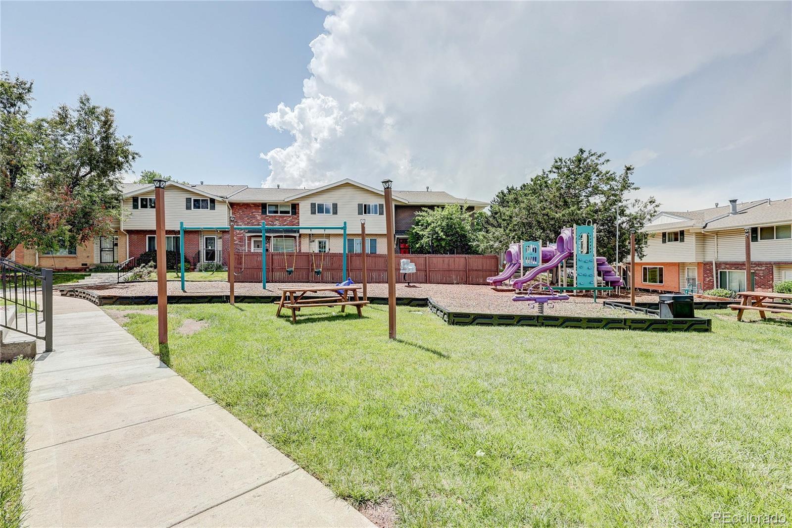 MLS Image #28 for 3935 s boston  ,denver, Colorado