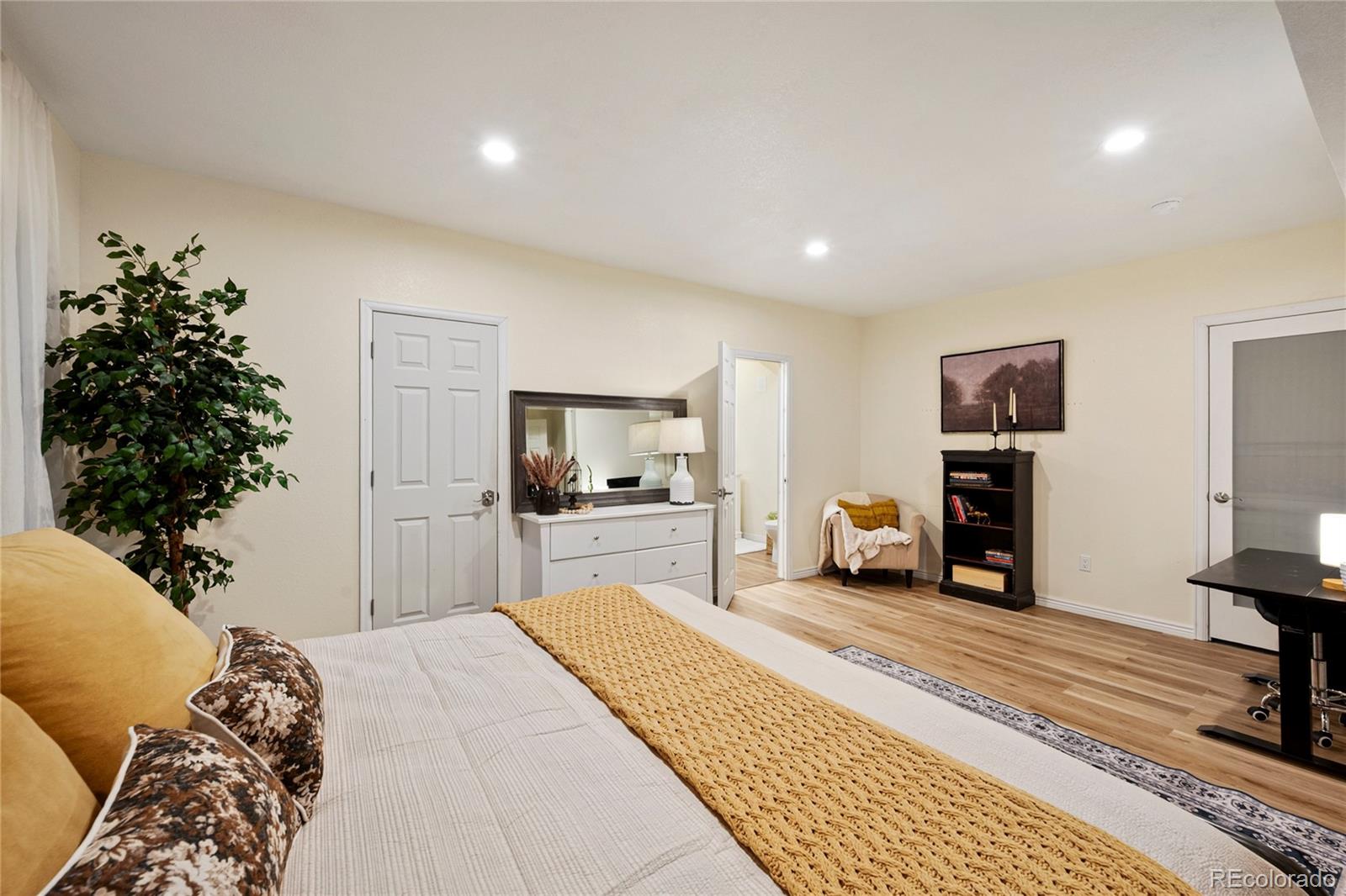MLS Image #38 for 2866  eagle circle,erie, Colorado