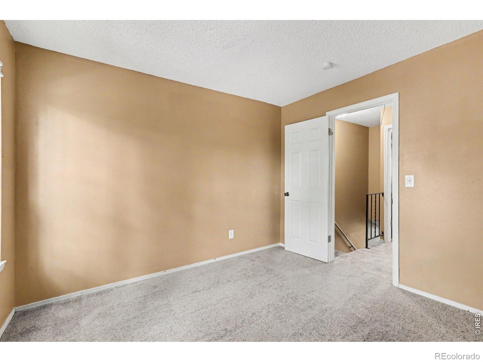MLS Image #9 for 2220 s jasper way,aurora, Colorado