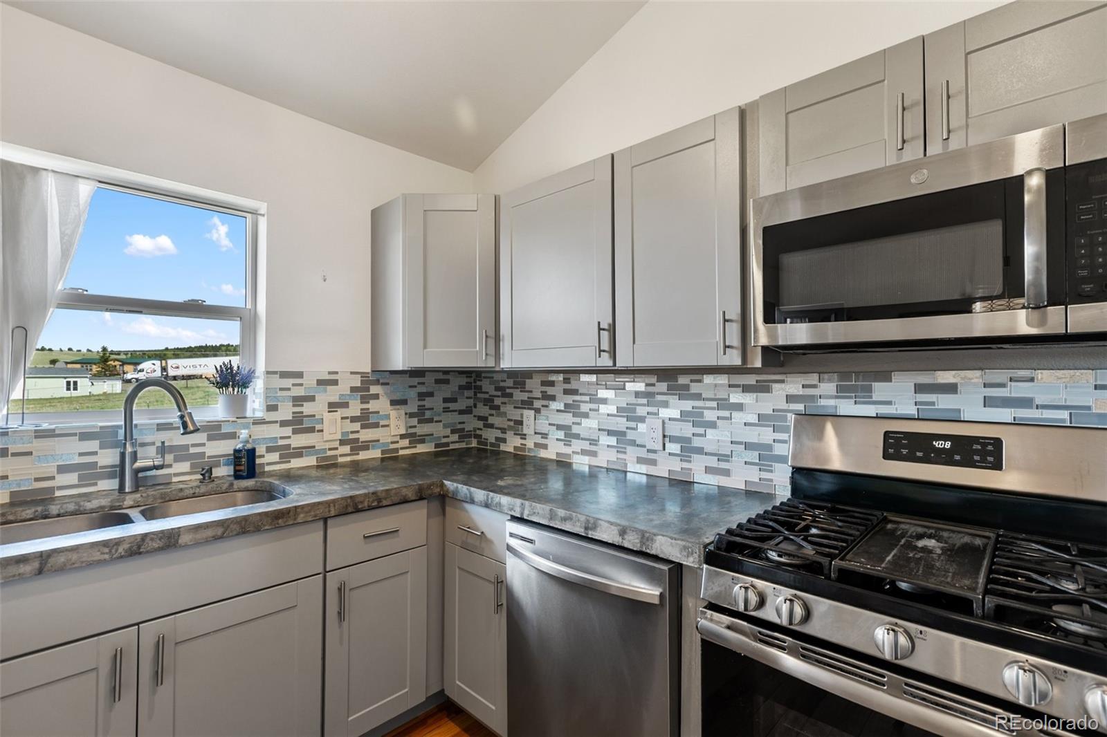 MLS Image #10 for 114  hunting horn lane,divide, Colorado