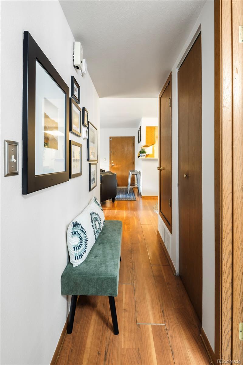MLS Image #10 for 907 s yampa street,aurora, Colorado