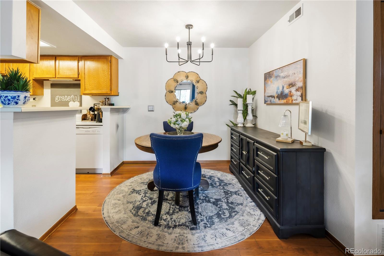 MLS Image #6 for 907 s yampa street,aurora, Colorado