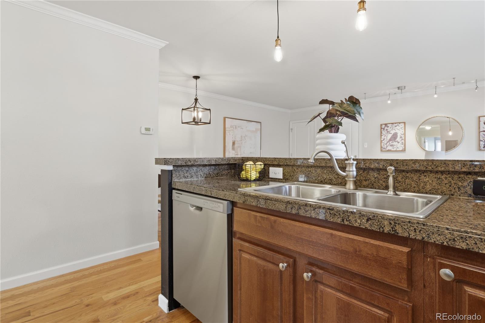 MLS Image #15 for 2020 e 14th avenue,denver, Colorado