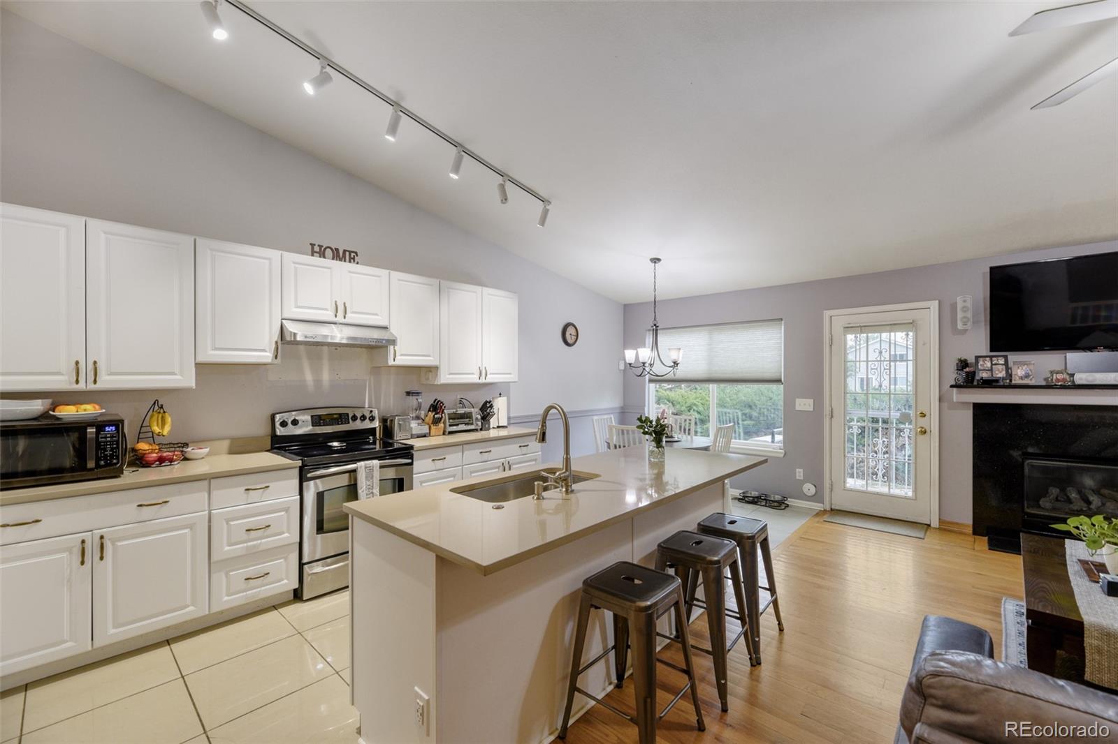 MLS Image #4 for 15677 e quincy lane,aurora, Colorado