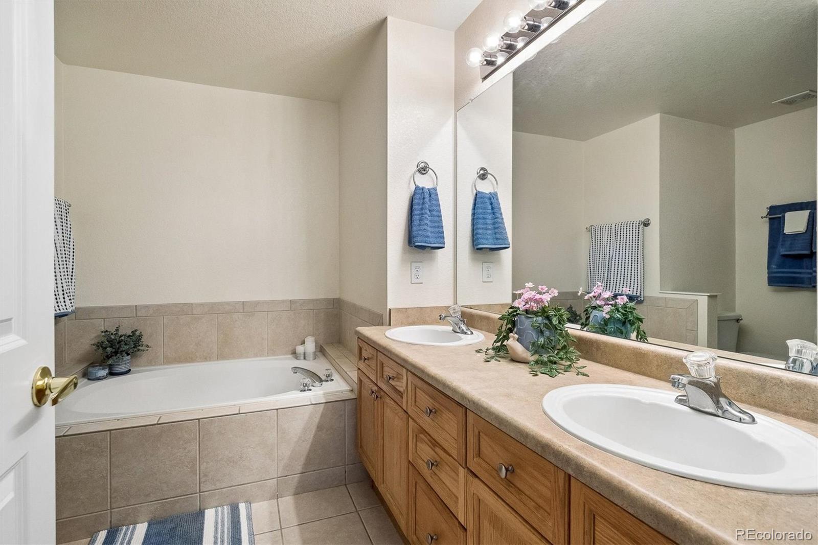 MLS Image #9 for 11338 w radcliffe drive,littleton, Colorado