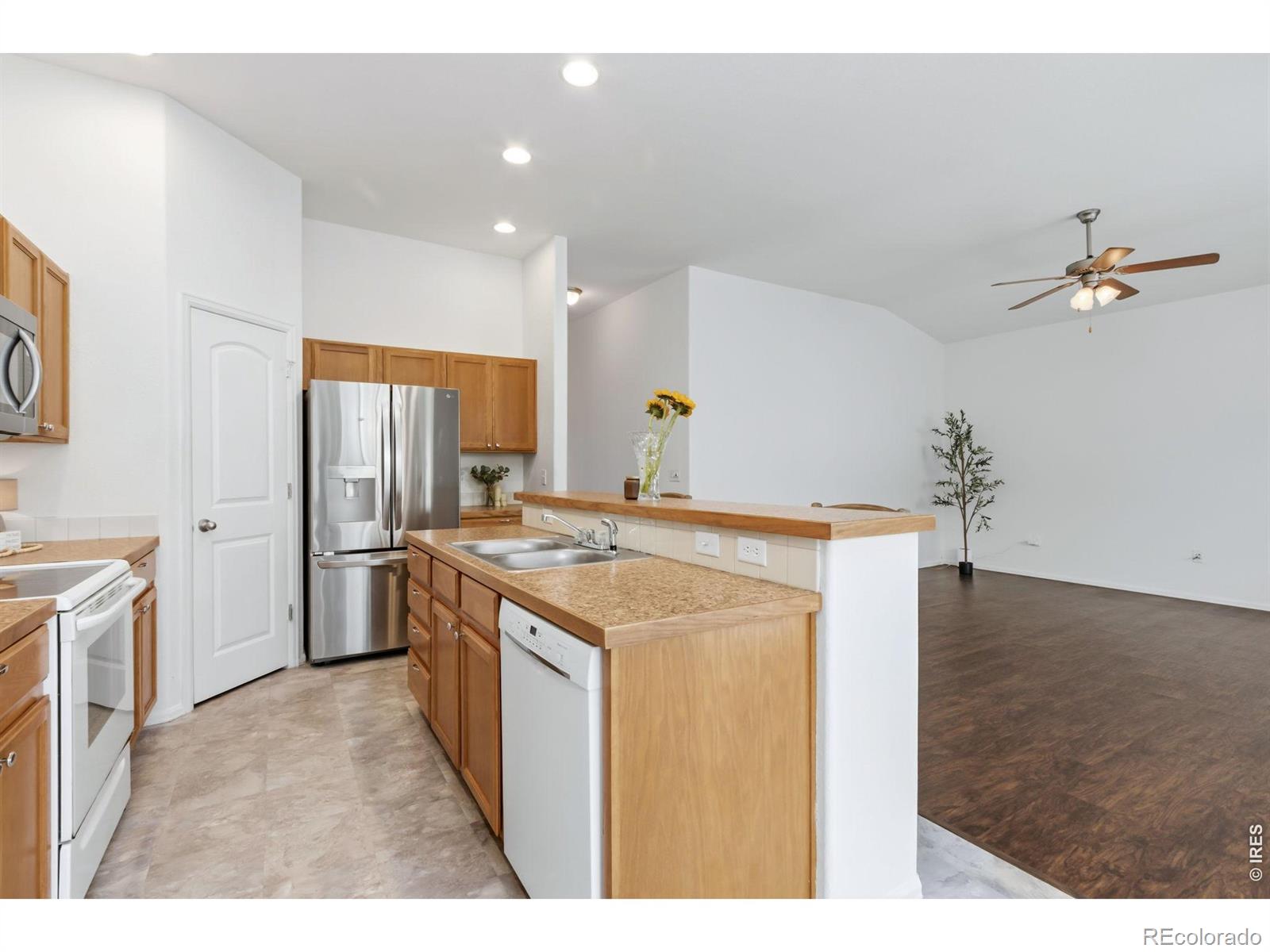 MLS Image #10 for 2202  maple hill drive,fort collins, Colorado