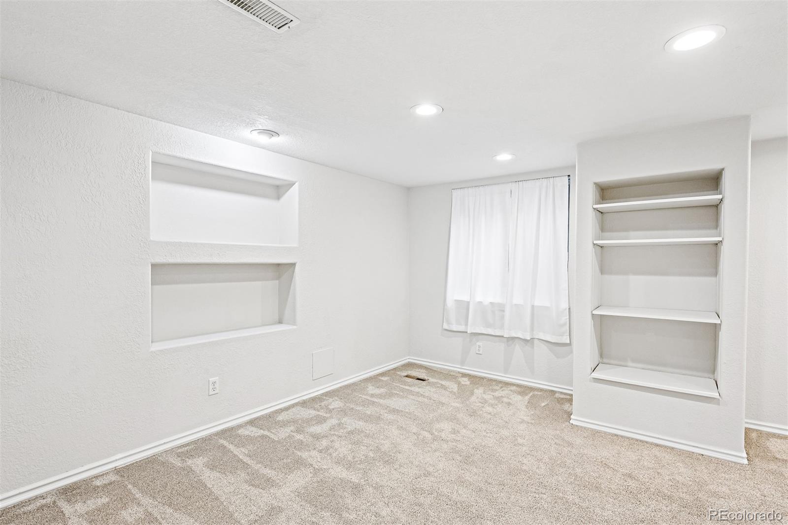 MLS Image #28 for 6697 s forest way,centennial, Colorado