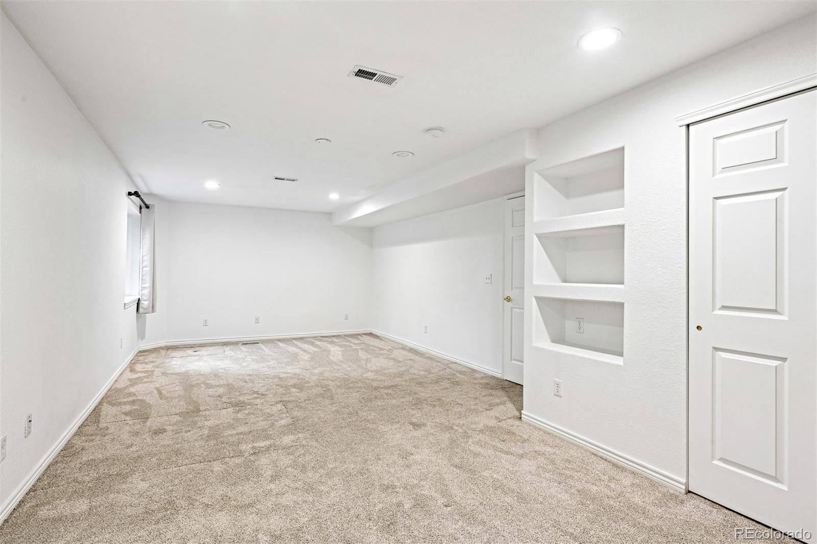 MLS Image #29 for 6697 s forest way,centennial, Colorado