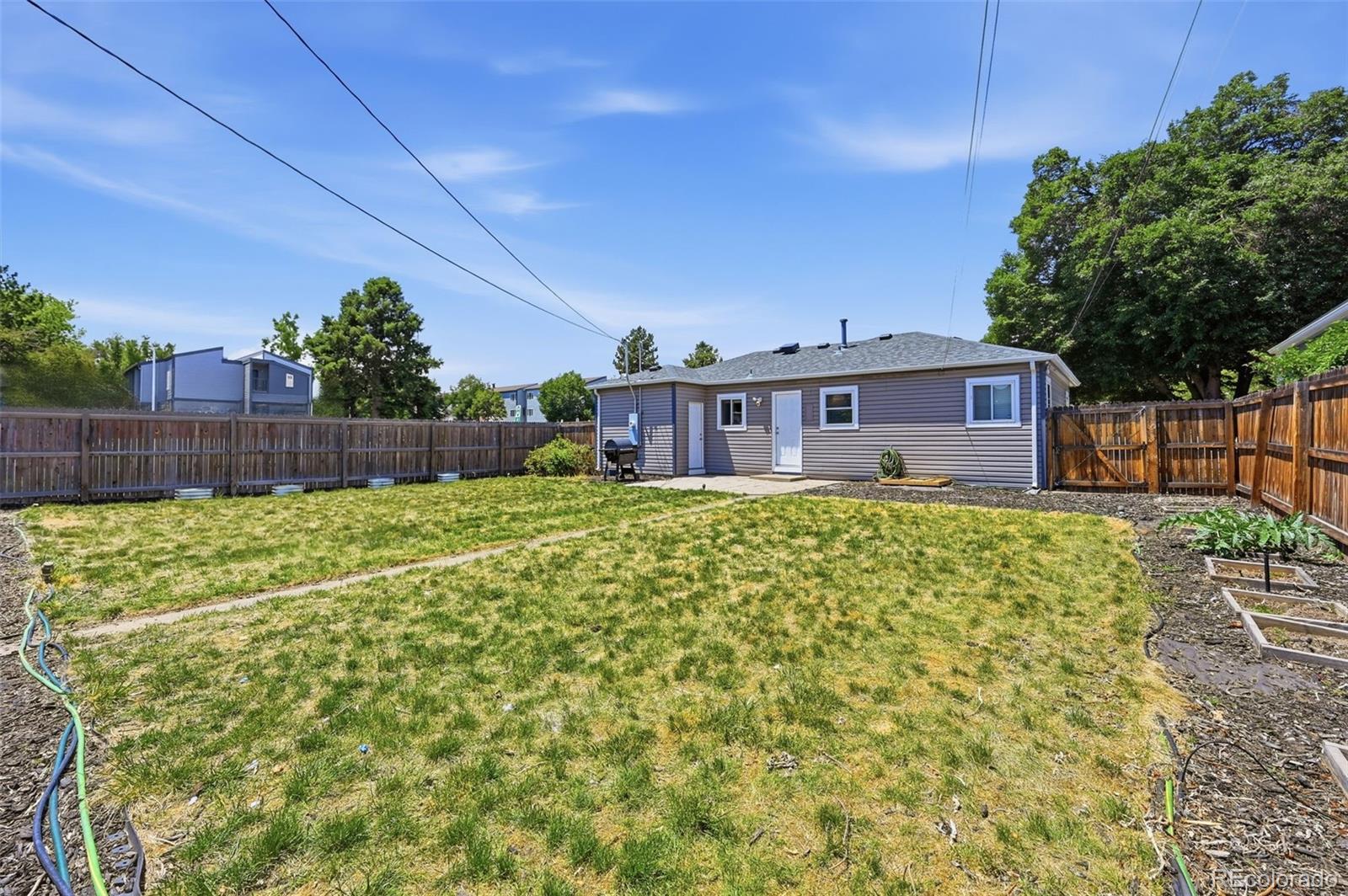MLS Image #14 for 1200  ulster street,denver, Colorado