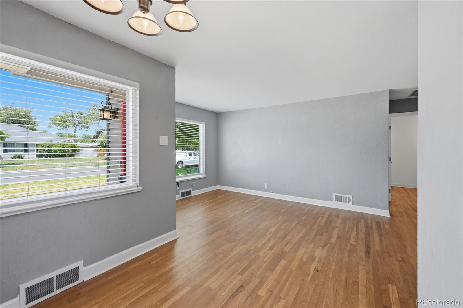 MLS Image #5 for 1200  ulster street,denver, Colorado