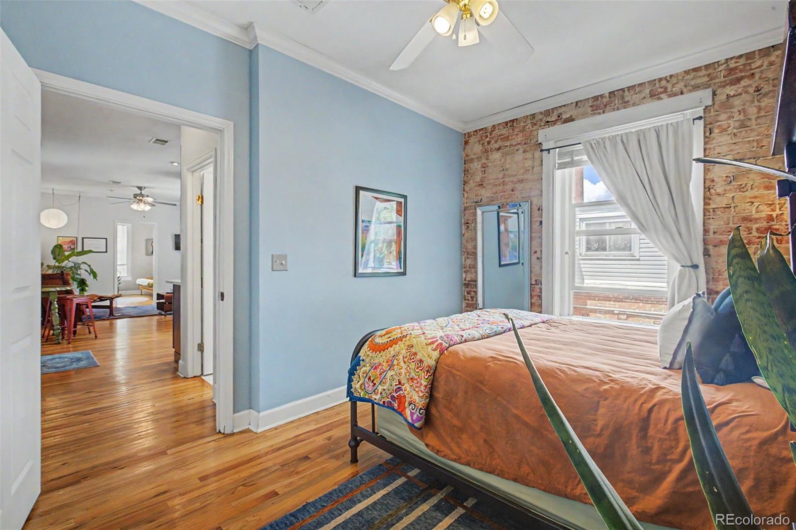 MLS Image #12 for 610 n logan street,denver, Colorado