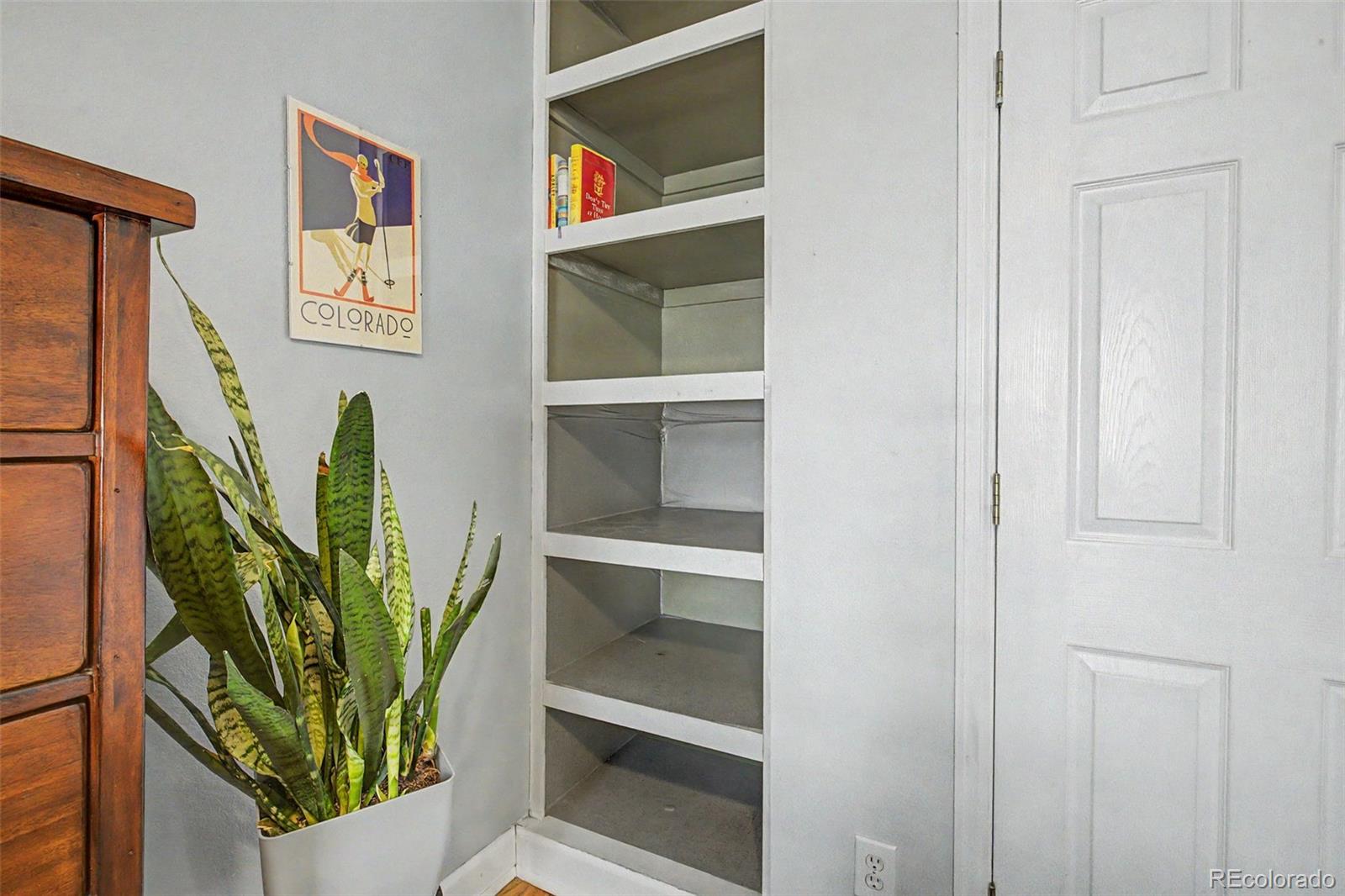 MLS Image #15 for 610 n logan street,denver, Colorado