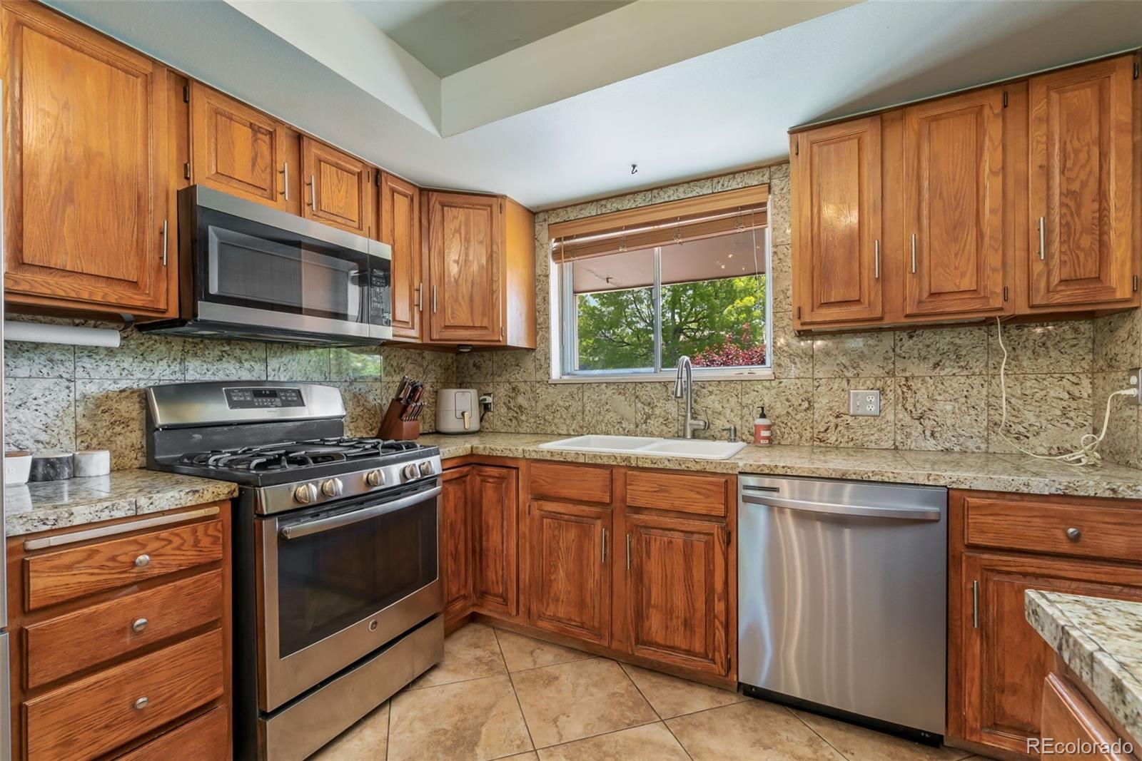 MLS Image #4 for 10518  varese lane,northglenn, Colorado