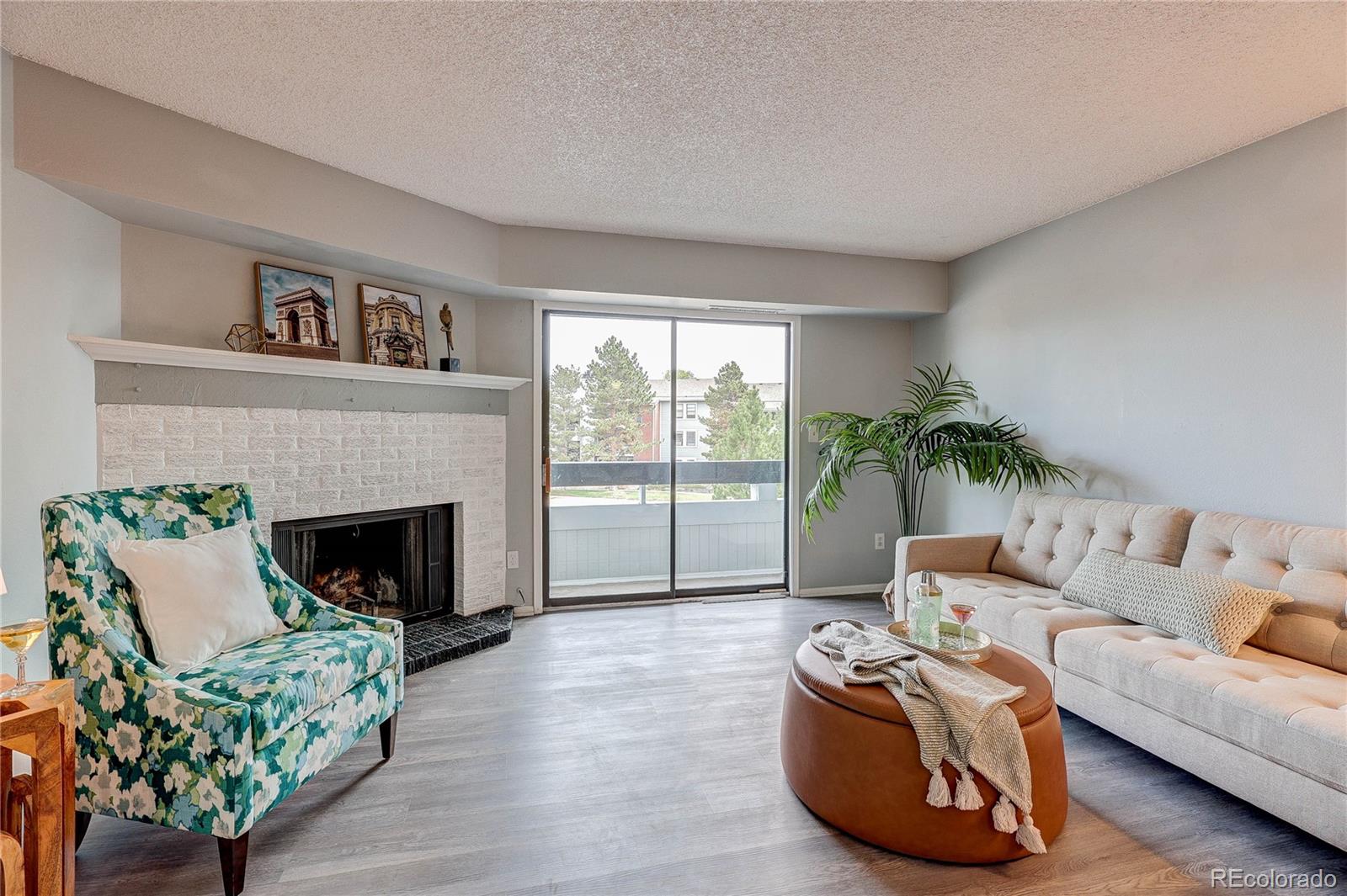 MLS Image #2 for 14208 e 1st drive b1,aurora, Colorado