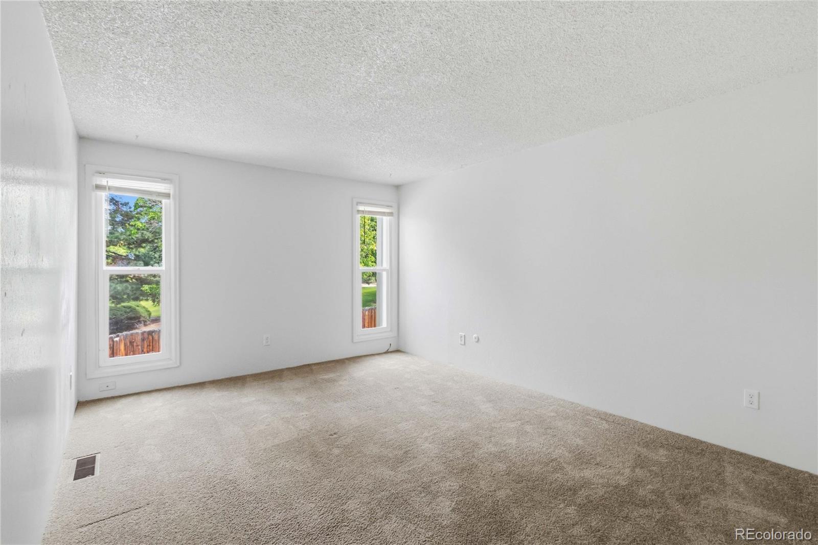 MLS Image #14 for 3040 s macon circle,aurora, Colorado
