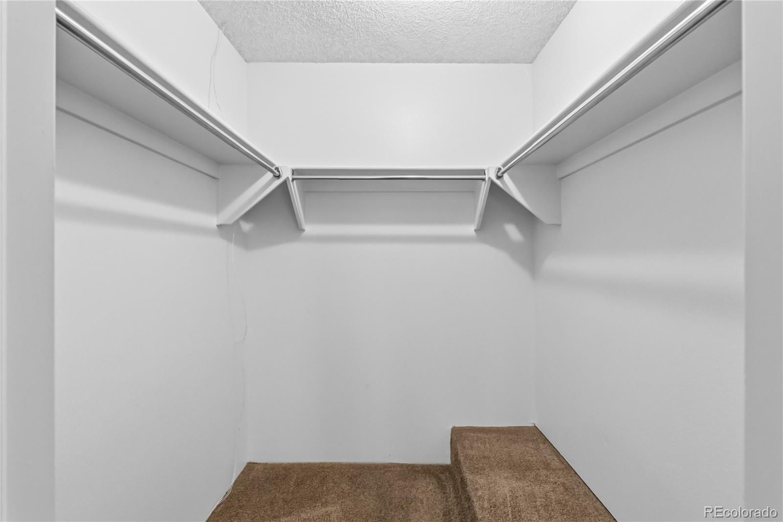 MLS Image #16 for 3040 s macon circle,aurora, Colorado