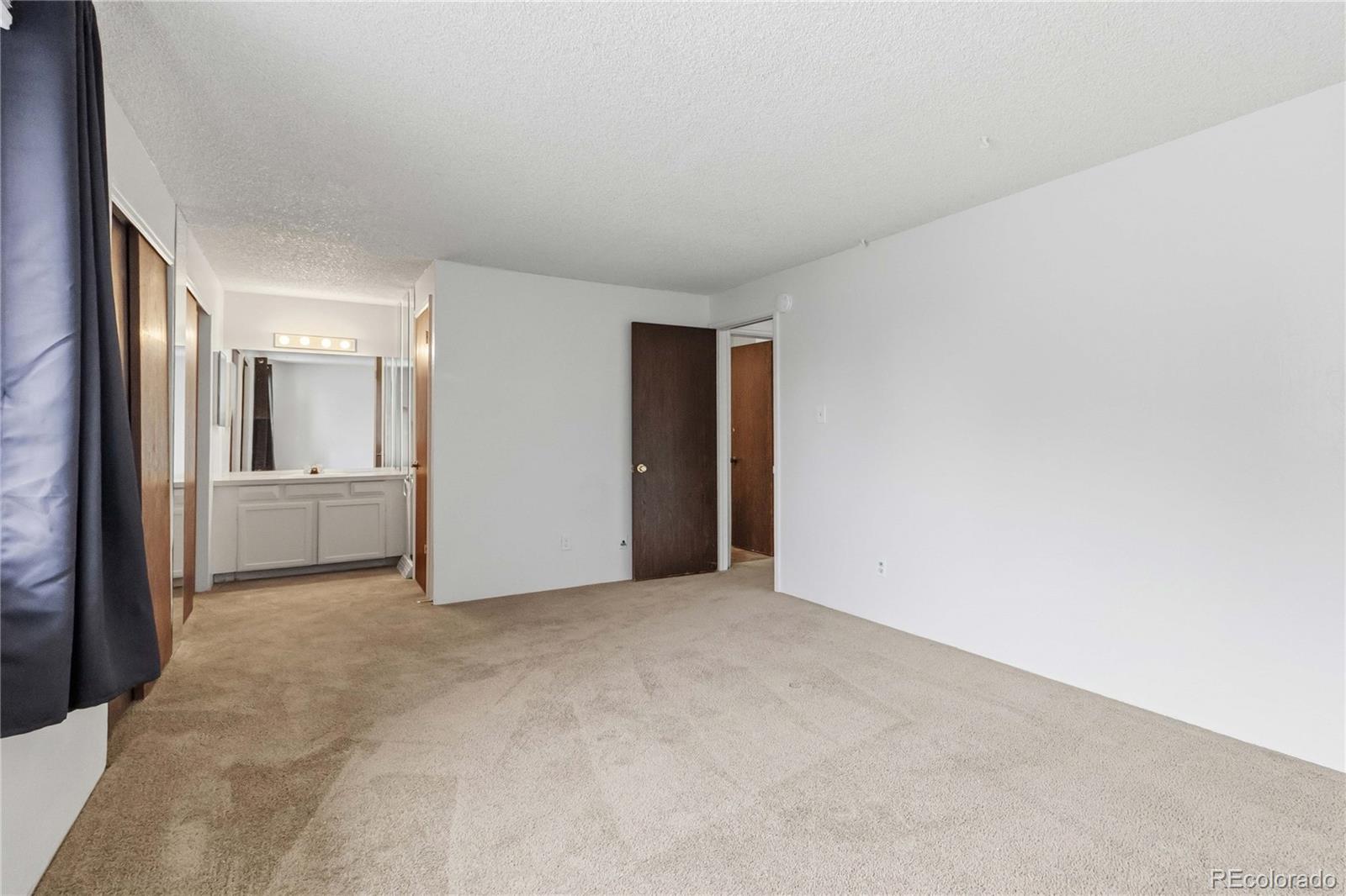MLS Image #20 for 3040 s macon circle,aurora, Colorado