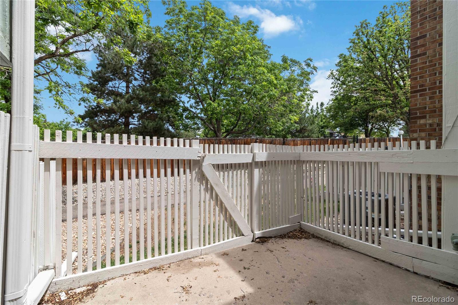 MLS Image #26 for 3040 s macon circle,aurora, Colorado