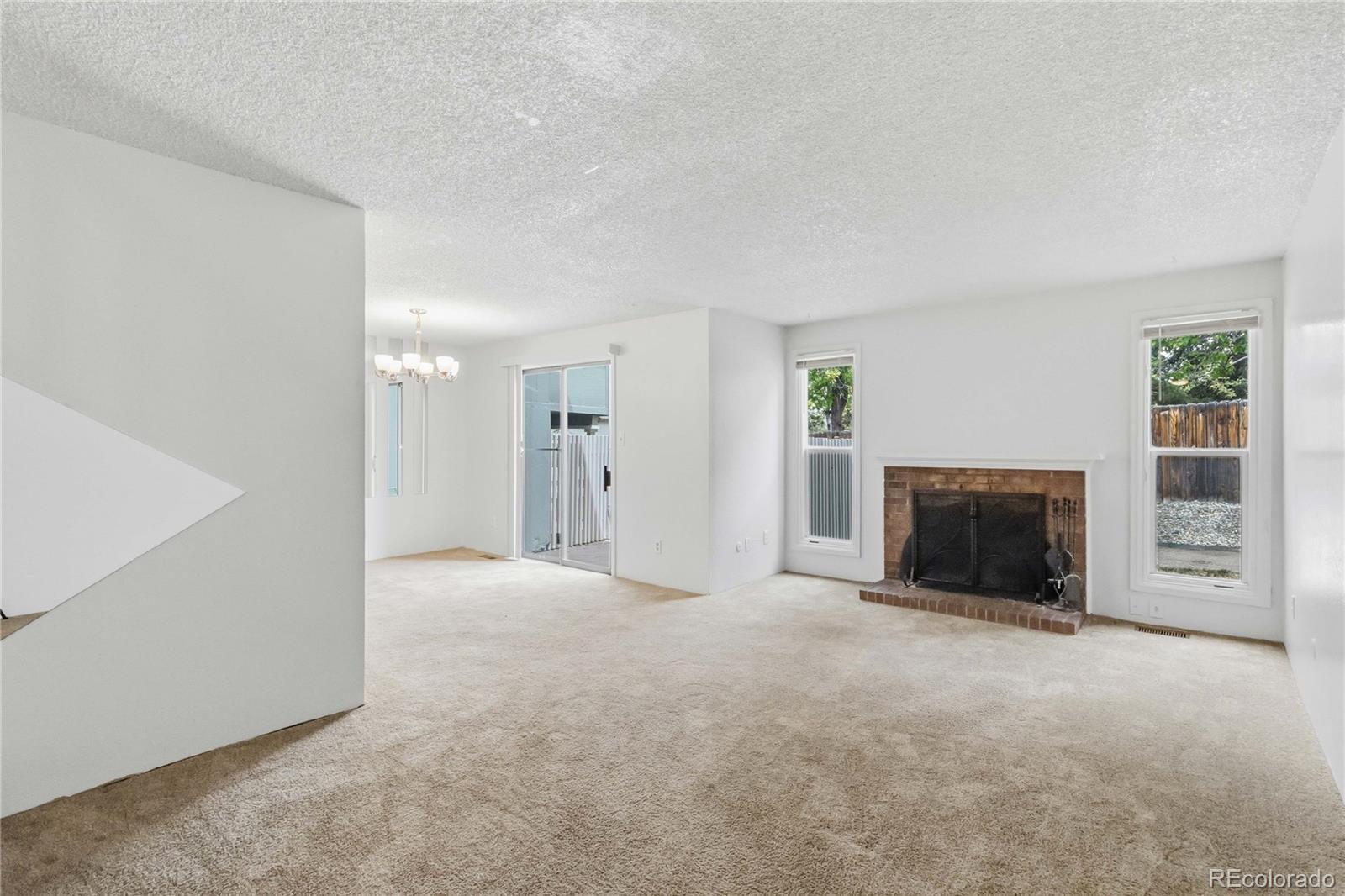MLS Image #5 for 3040 s macon circle,aurora, Colorado