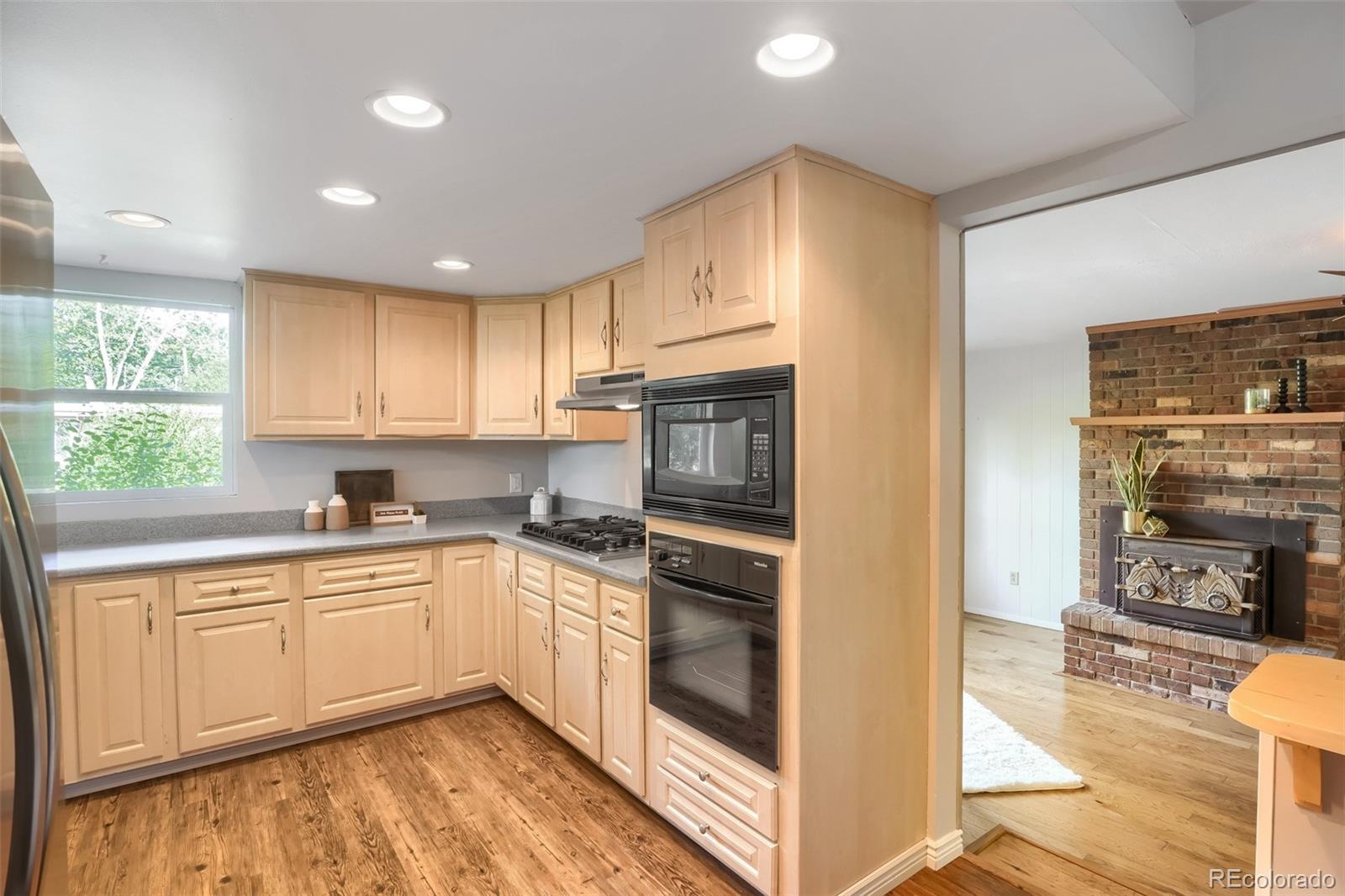 MLS Image #5 for 6180  dover street,arvada, Colorado