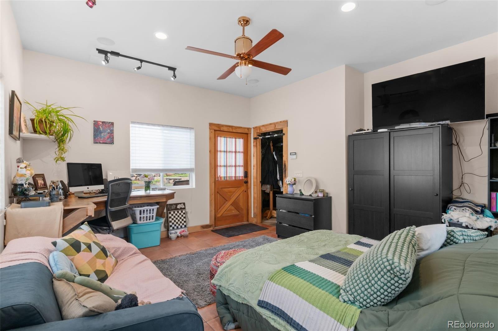 MLS Image #11 for 4920 s inca drive,englewood, Colorado