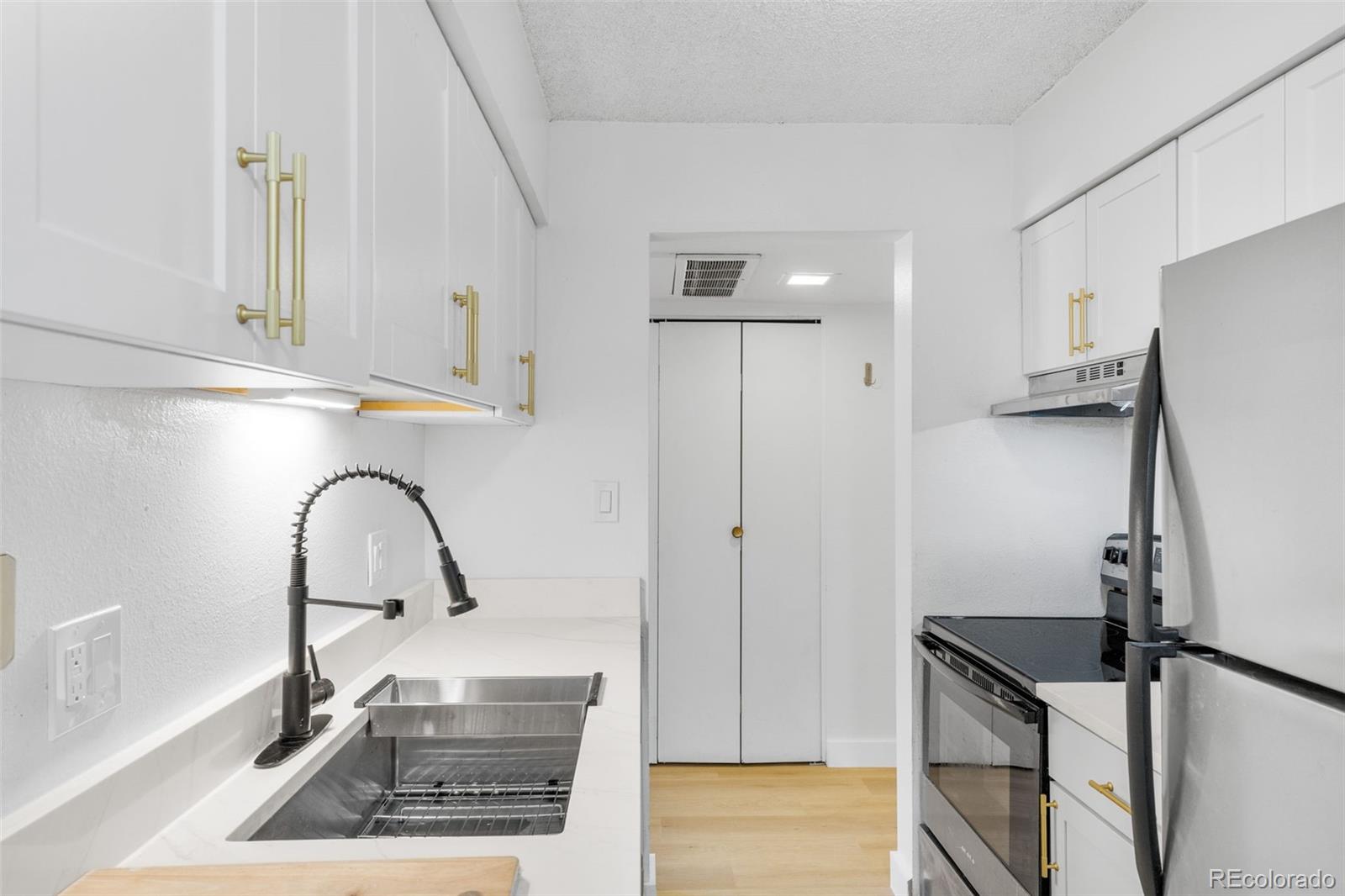 MLS Image #14 for 7755 e quincy avenue,denver, Colorado