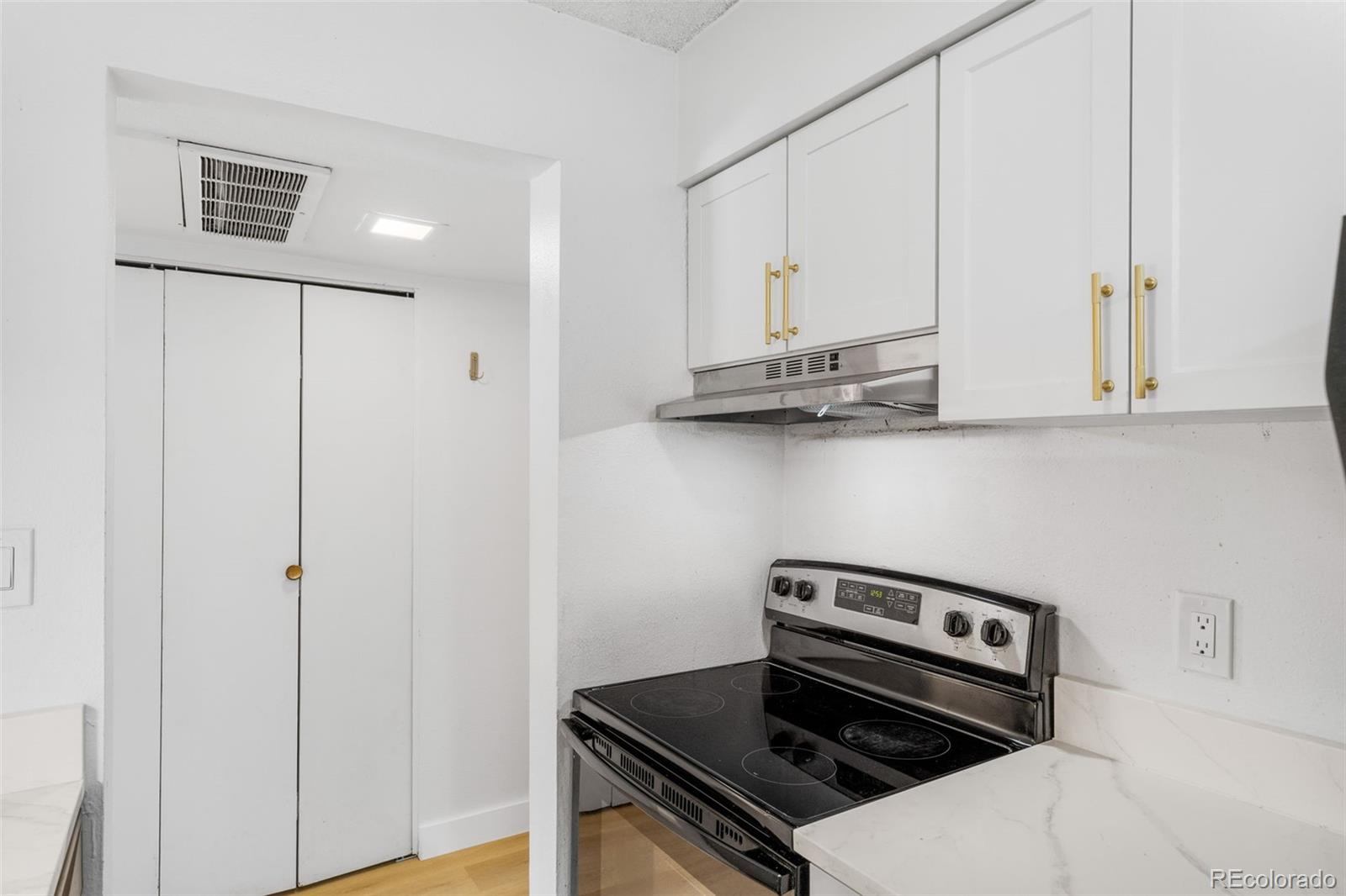 MLS Image #18 for 7755 e quincy avenue,denver, Colorado