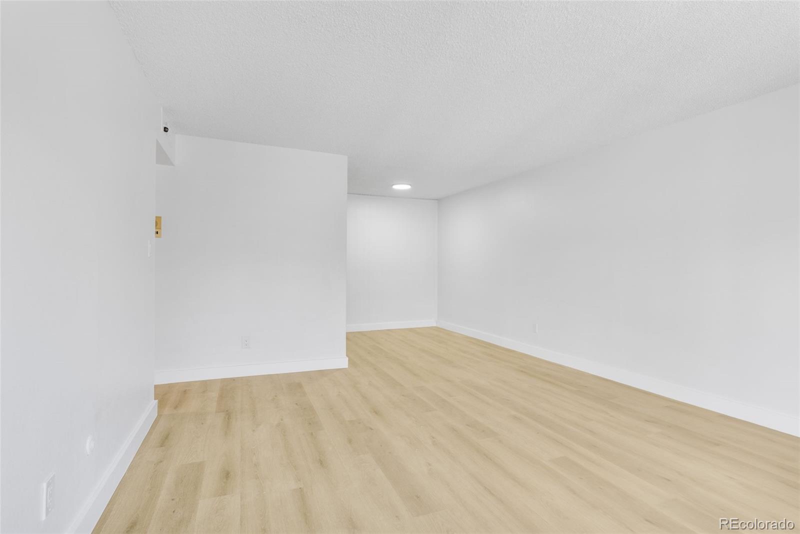 MLS Image #6 for 7755 e quincy avenue,denver, Colorado