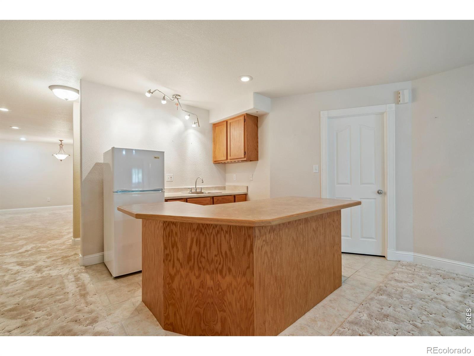 MLS Image #30 for 27811  hopi trail,loveland, Colorado