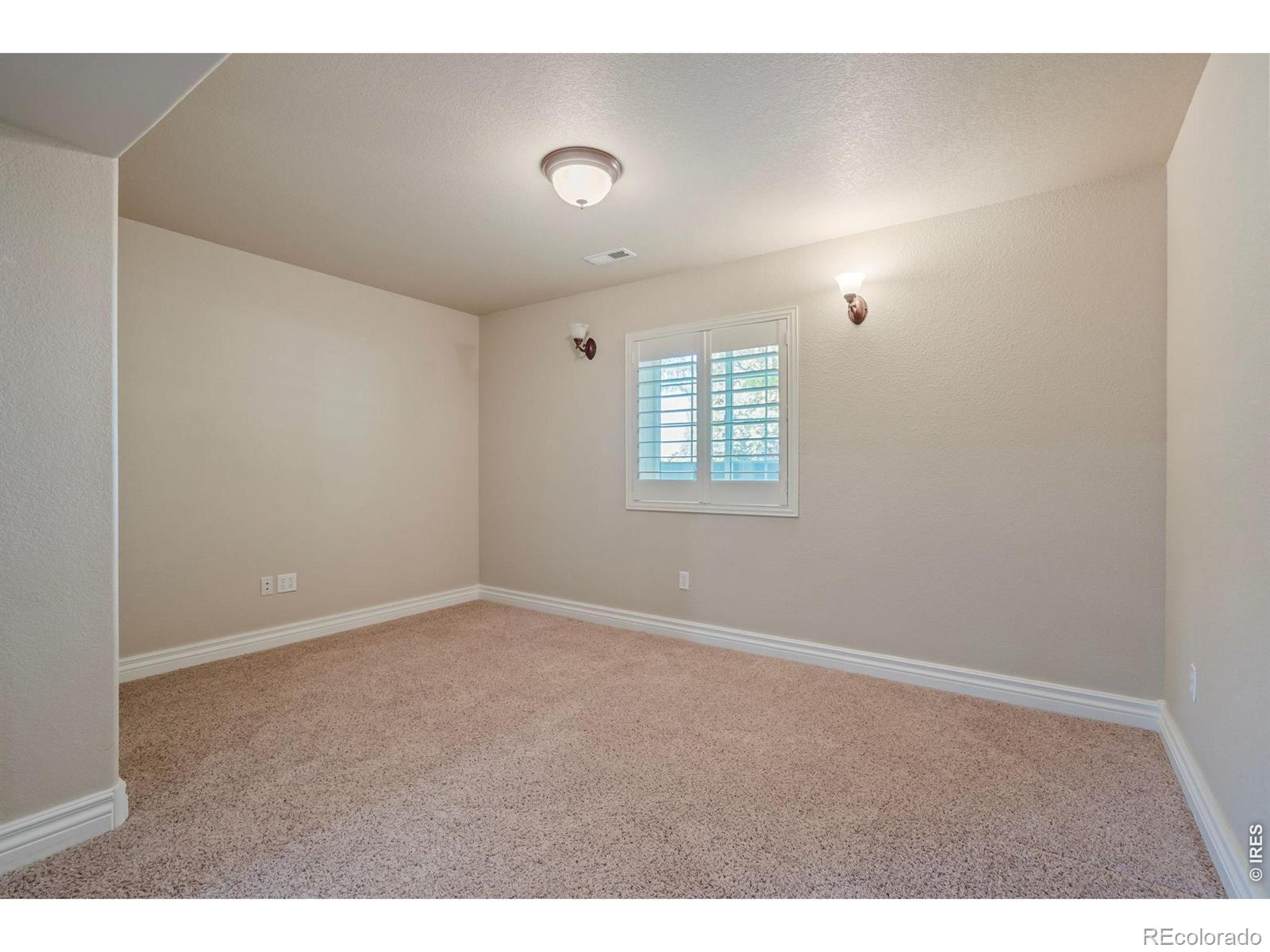MLS Image #33 for 27811  hopi trail,loveland, Colorado