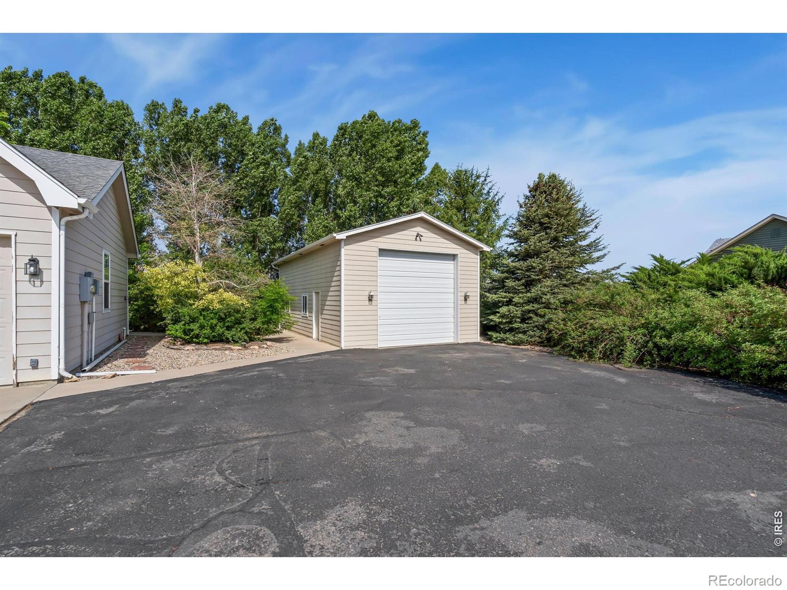 MLS Image #34 for 27811  hopi trail,loveland, Colorado