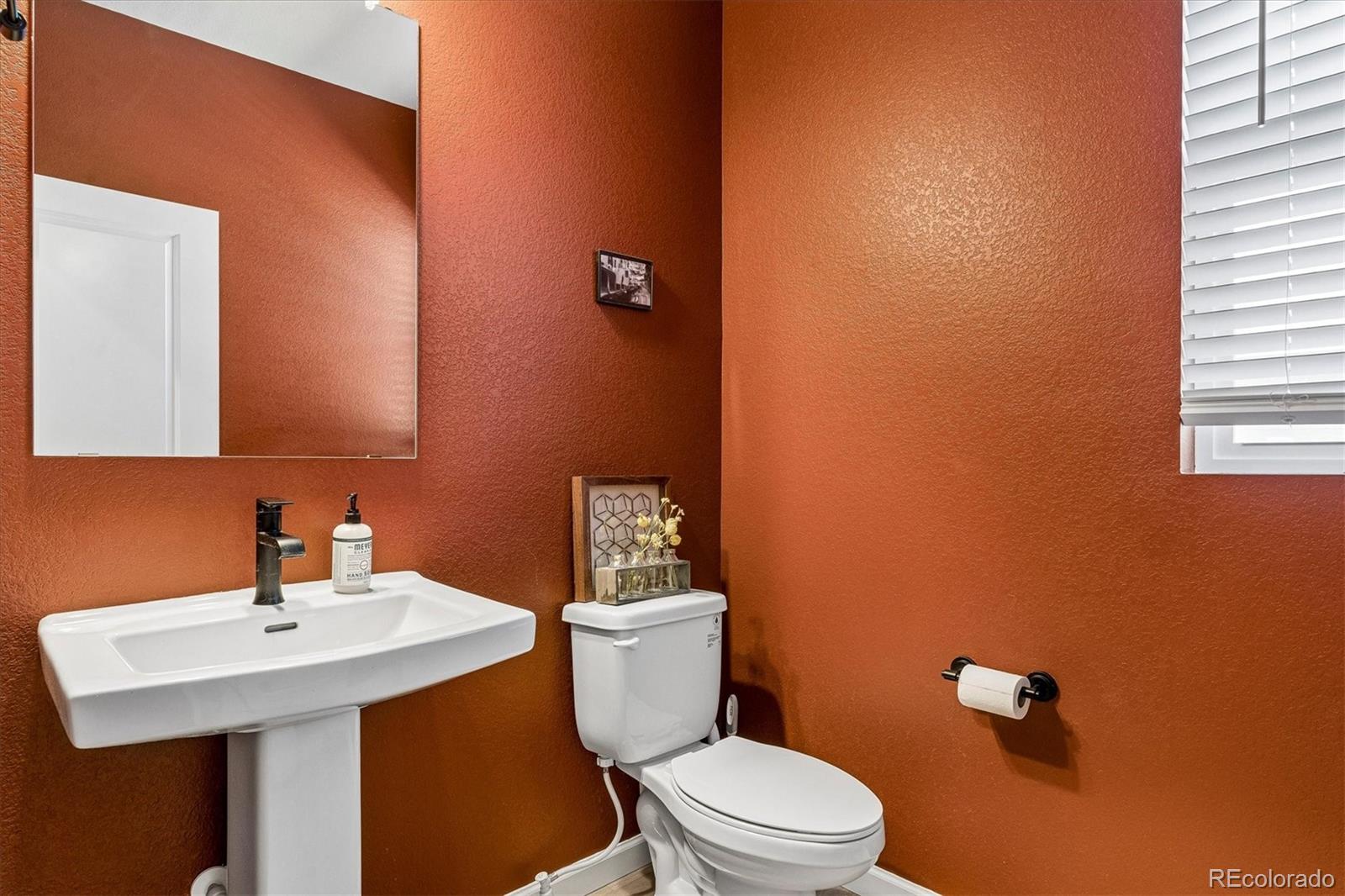MLS Image #6 for 39693  penn road,elizabeth, Colorado