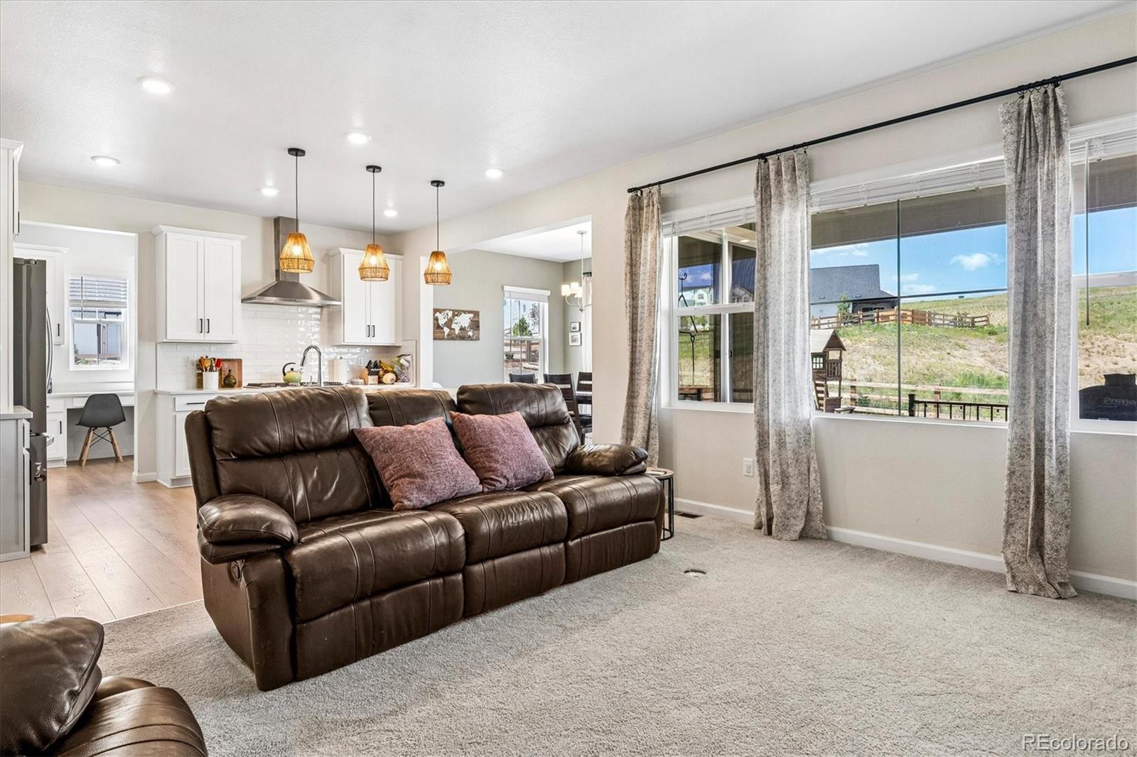MLS Image #8 for 39693  penn road,elizabeth, Colorado