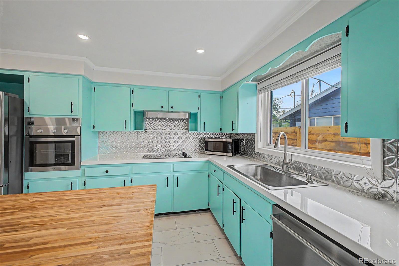 MLS Image #16 for 520  iola street,aurora, Colorado