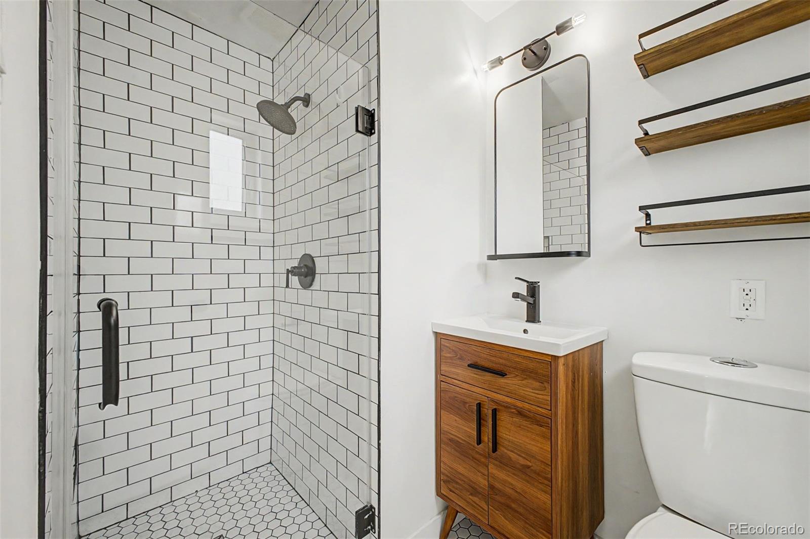 MLS Image #23 for 520  iola street,aurora, Colorado