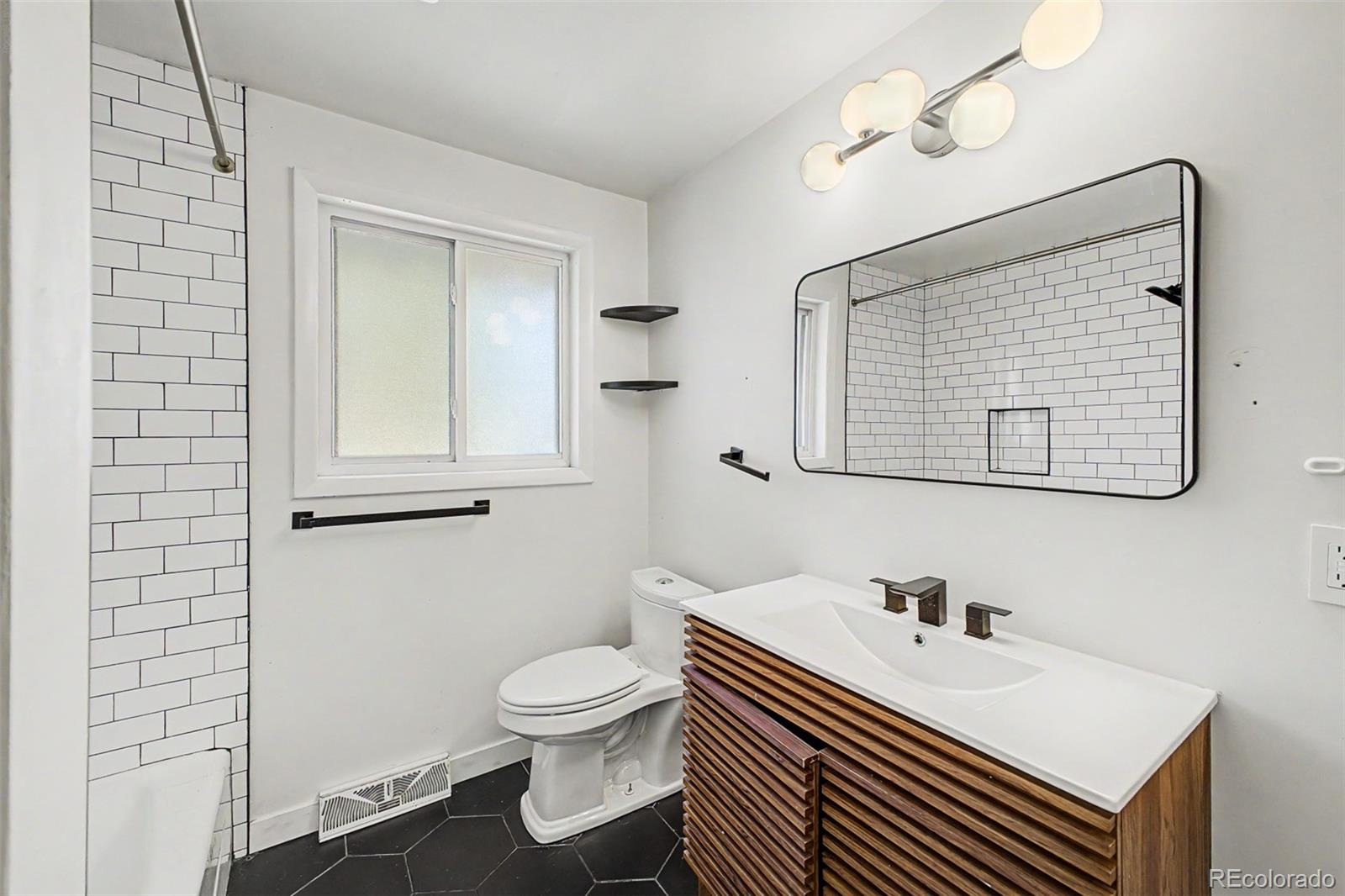 MLS Image #27 for 520  iola street,aurora, Colorado