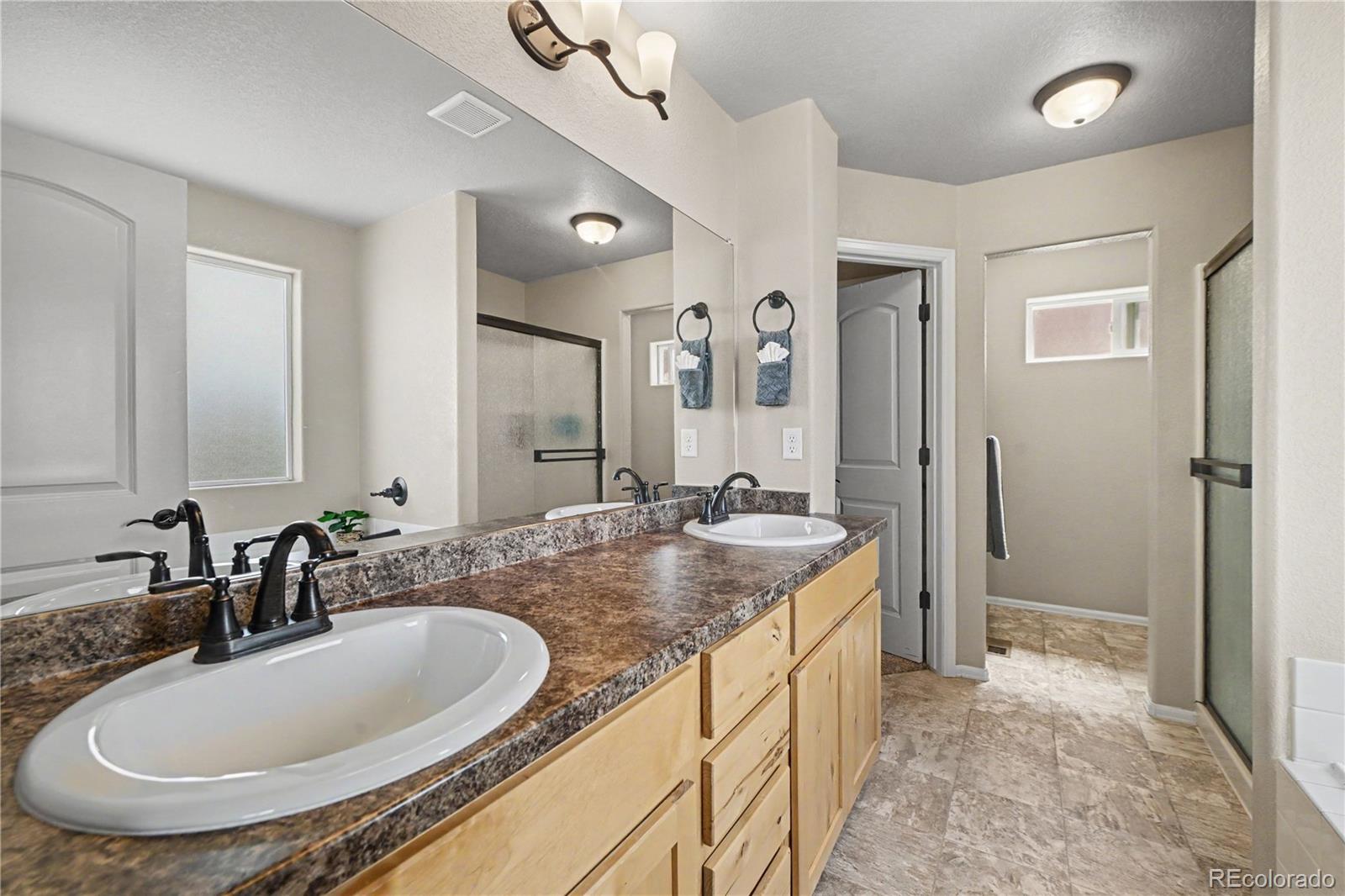 MLS Image #12 for 1676  country sun drive,windsor, Colorado