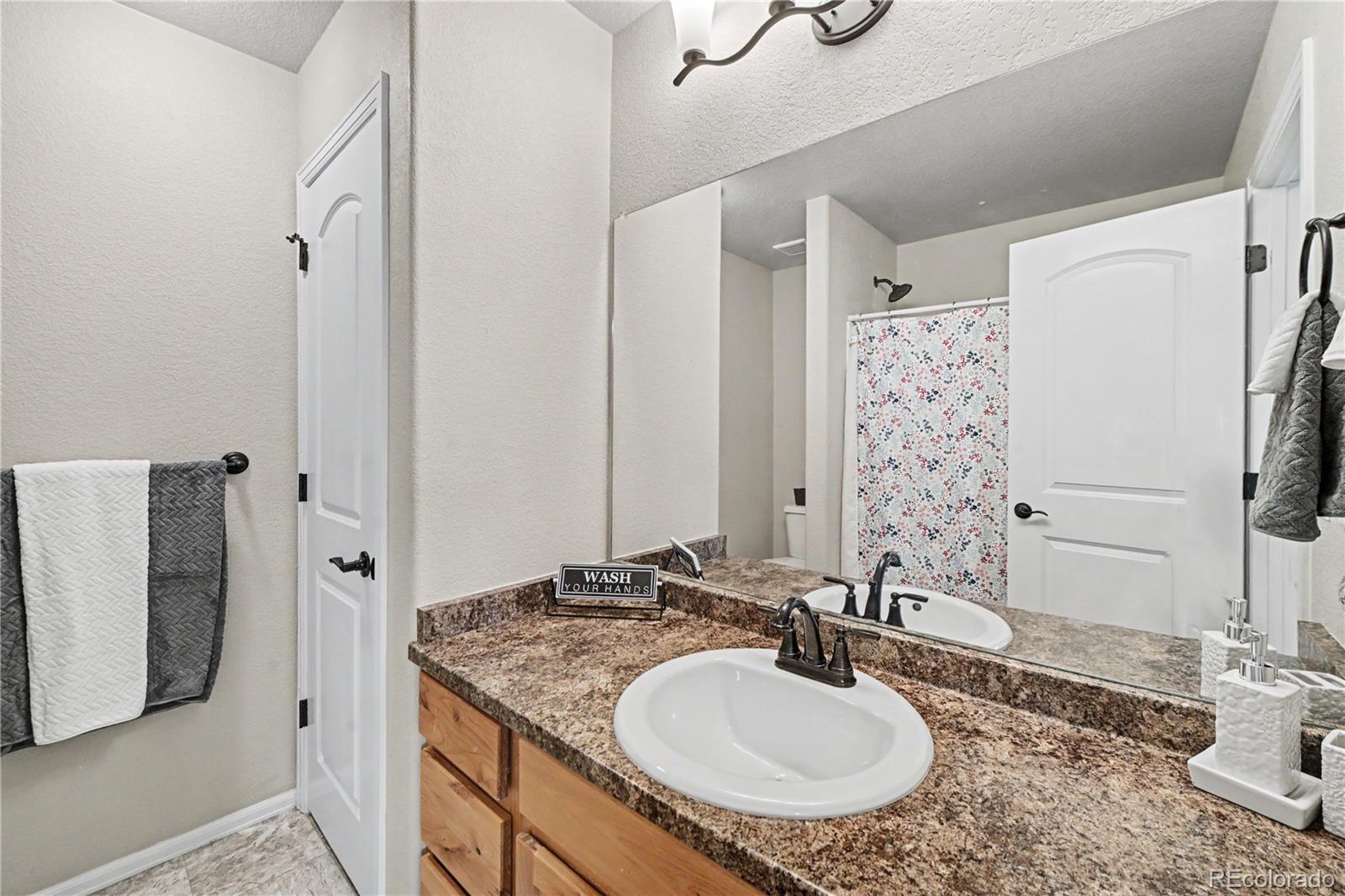 MLS Image #16 for 1676  country sun drive,windsor, Colorado