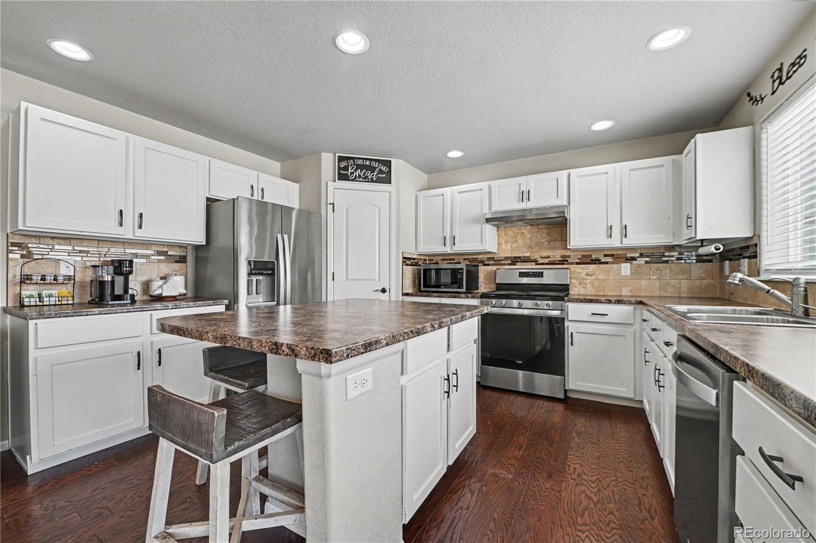 MLS Image #5 for 1676  country sun drive,windsor, Colorado