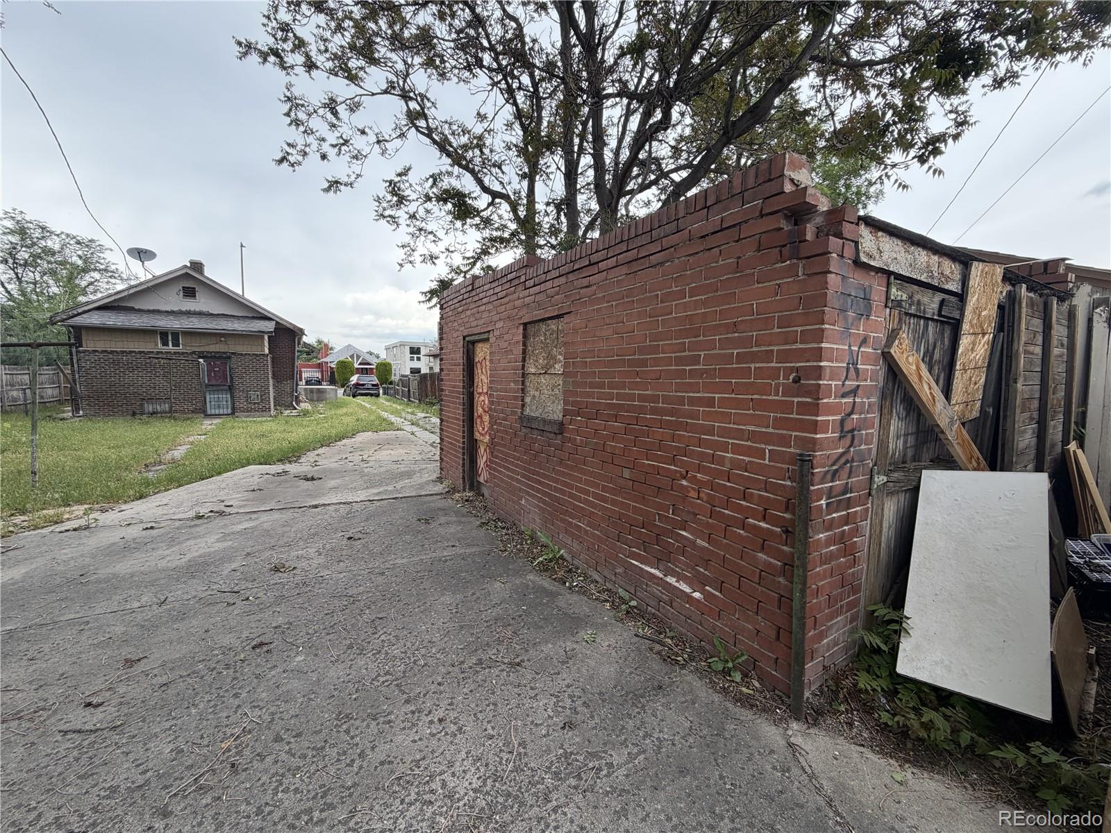MLS Image #4 for 2418 w 38th avenue,denver, Colorado