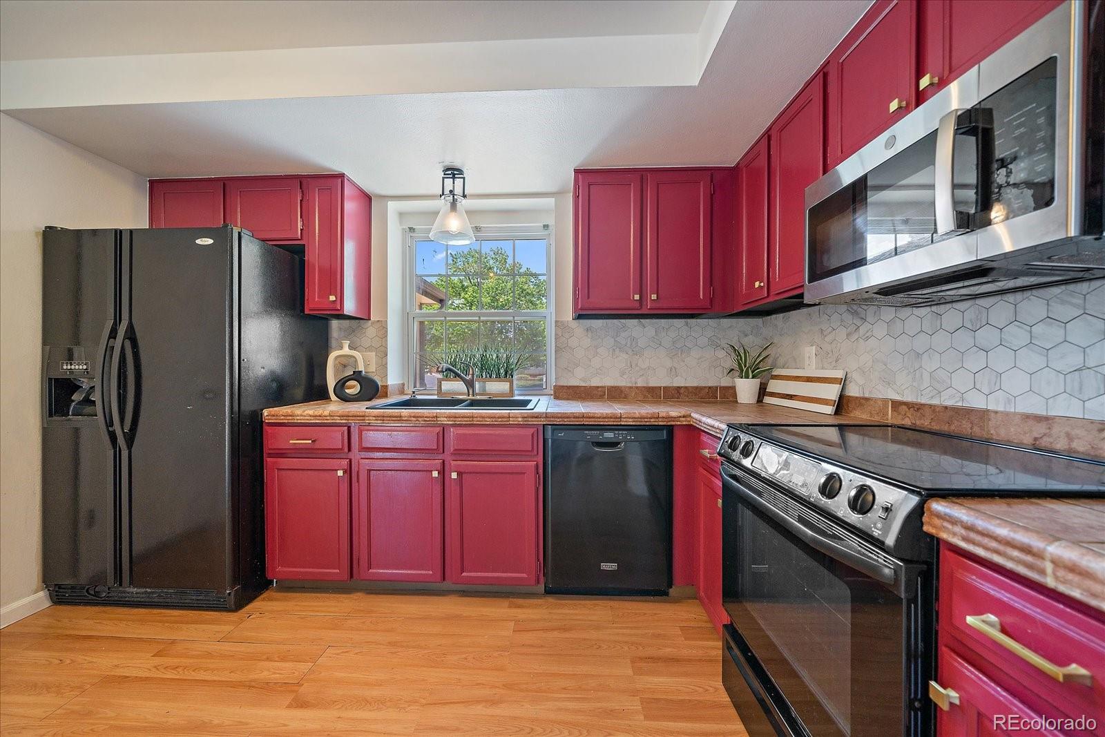 MLS Image #10 for 4884 s braun street,morrison, Colorado