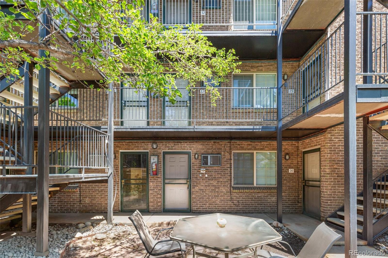 MLS Image #5 for 70 n grant street 14,denver, Colorado