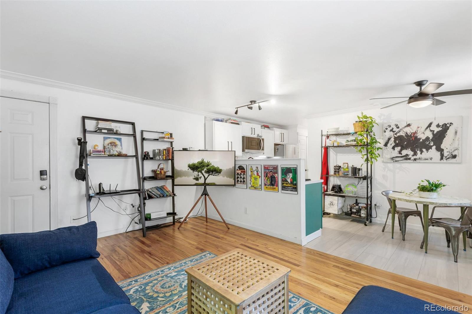 MLS Image #6 for 70 n grant street 14,denver, Colorado