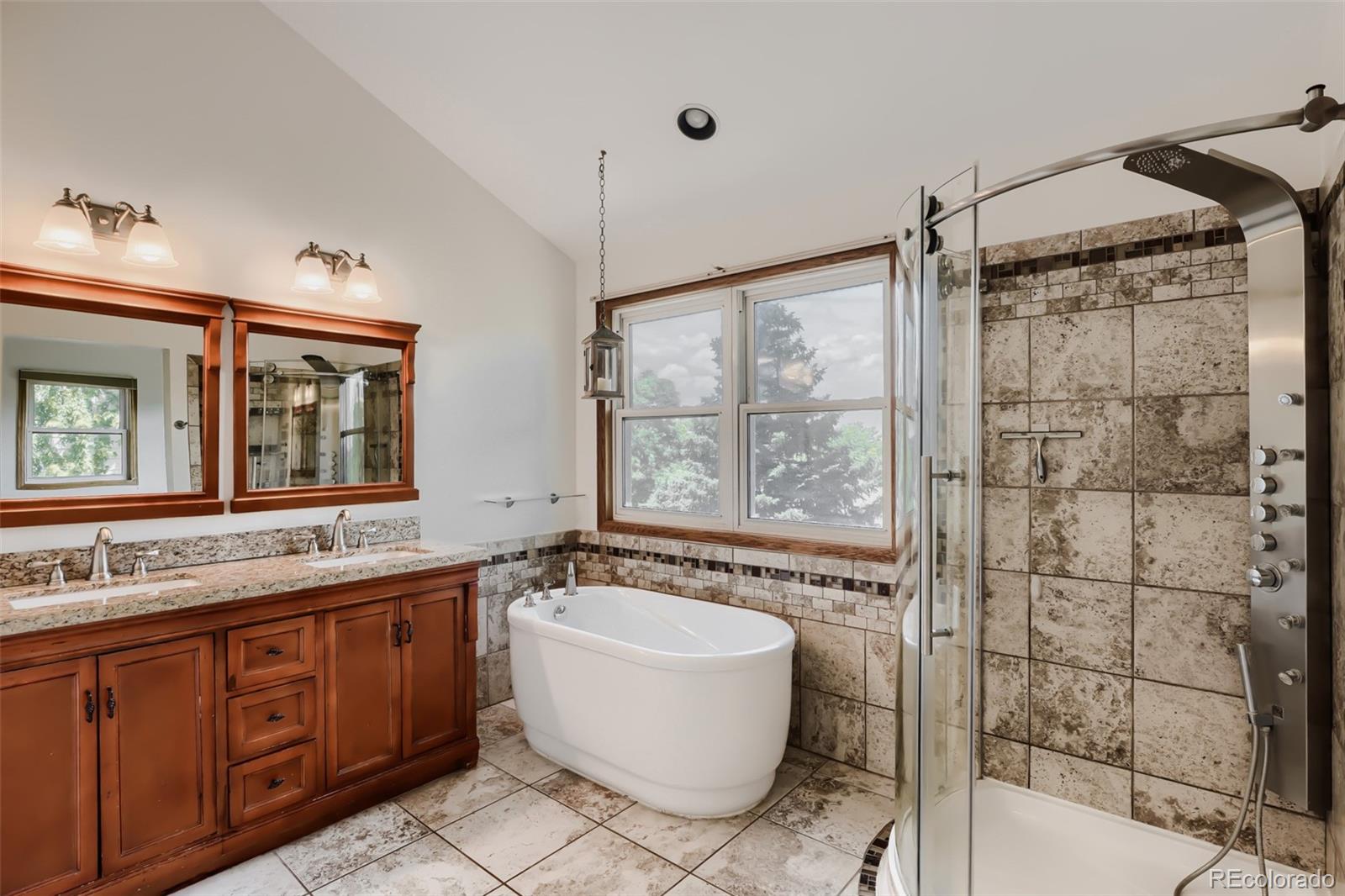 MLS Image #13 for 9399  yale lane,highlands ranch, Colorado