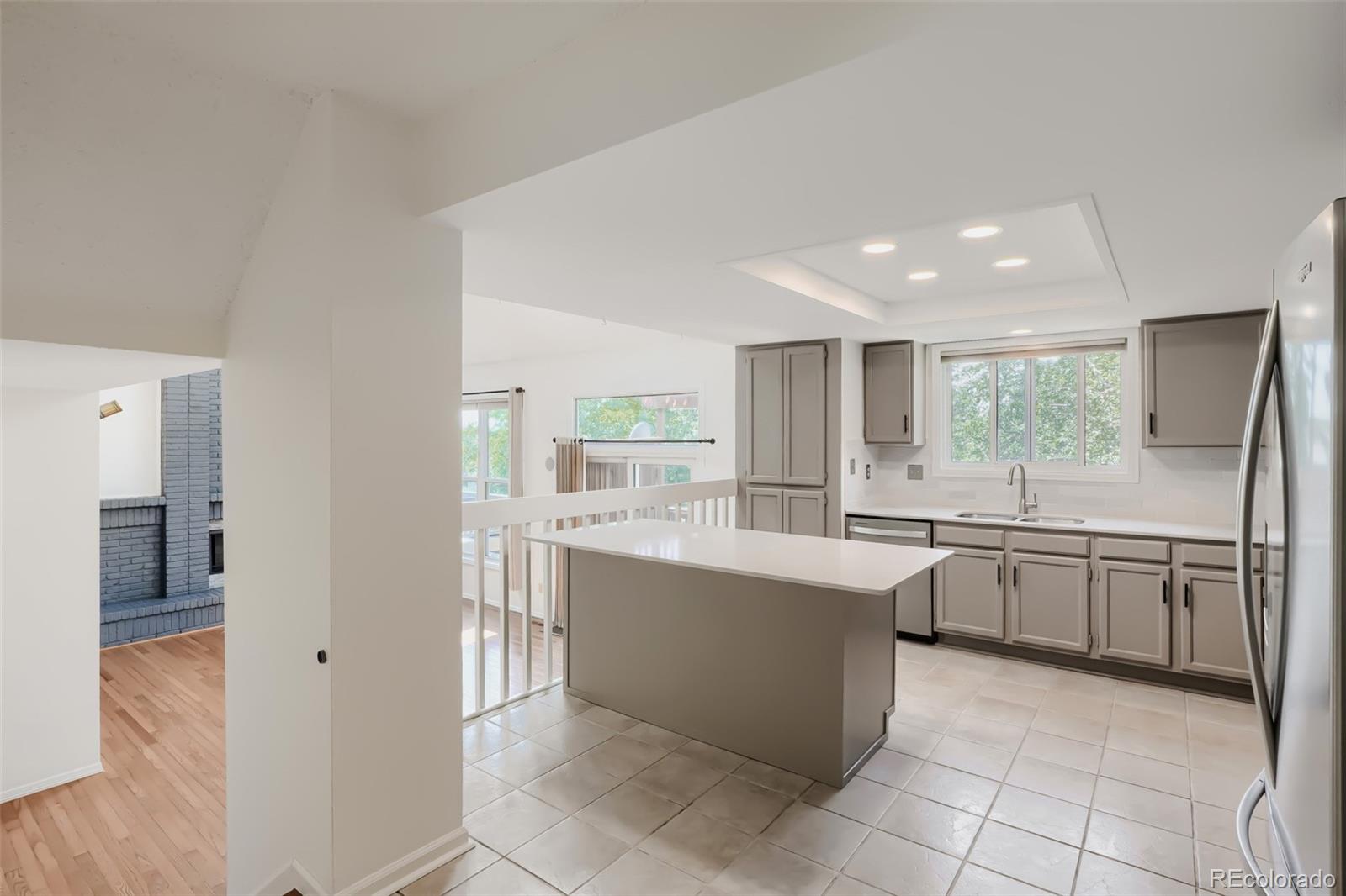 MLS Image #7 for 9399  yale lane,highlands ranch, Colorado