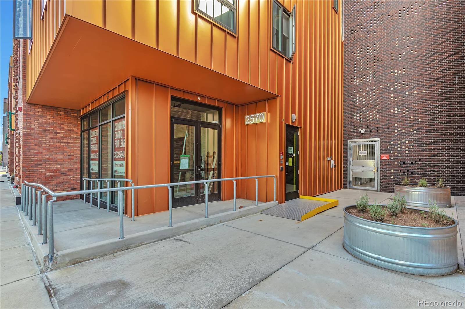 MLS Image #3 for 2550  lawrence  rb307,denver, Colorado