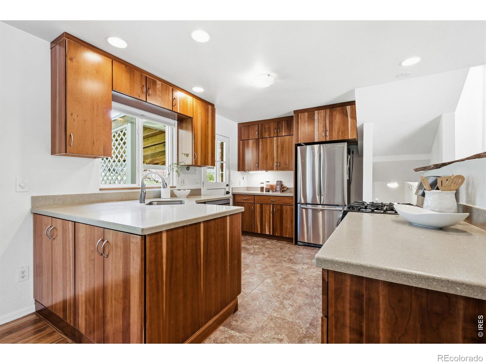 MLS Image #8 for 1305  linden avenue,boulder, Colorado