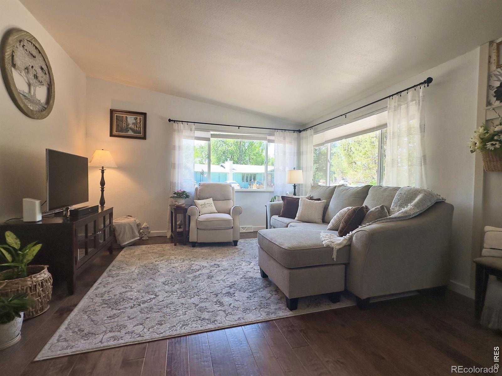 MLS Image #5 for 924 e kelly drive,loveland, Colorado